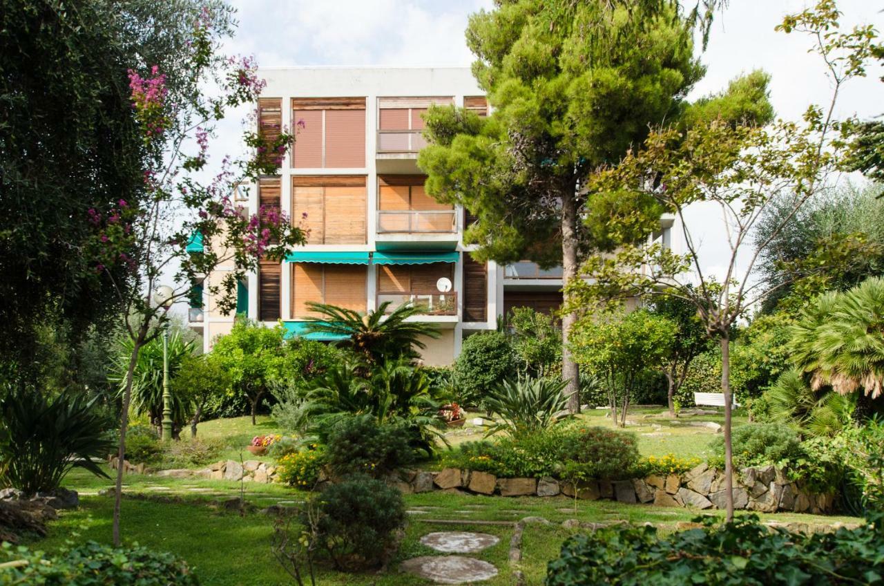 Luxury Apartment With Bay View San Remo Buitenkant foto